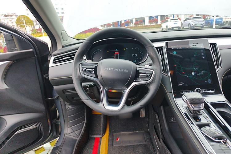 Used Roewe i6 MAX 2020 300TGI Automatic Sporty Cool Edition Steering Wheel