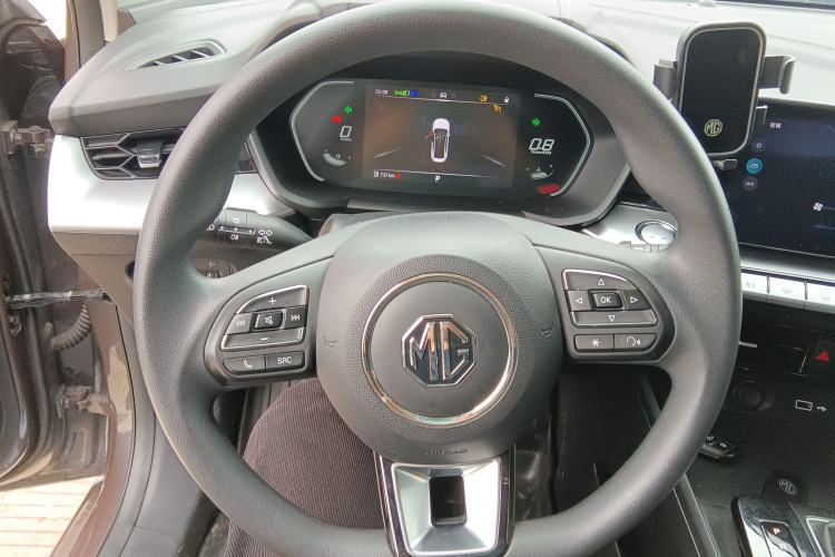 Used MG 5 2022 180 DVVT CVT Youth Luxury Edition
