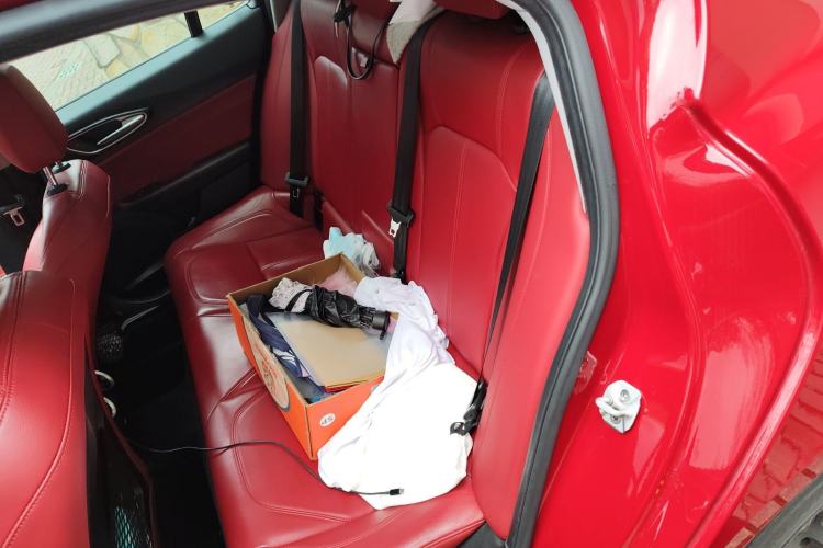 Used Alfa Romeo Giulia 2017 2.0T 200HP Luxury Edition
