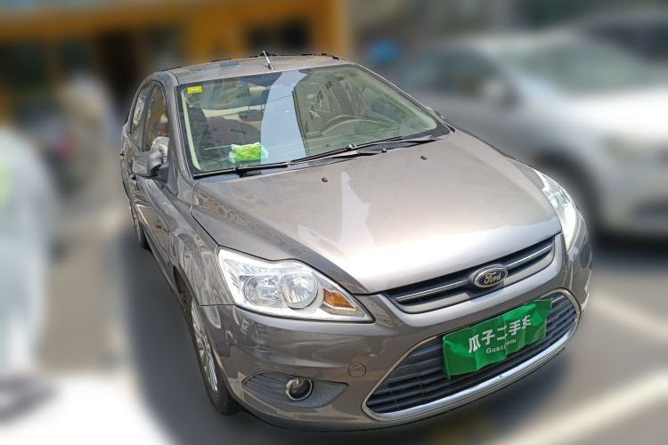 Used Ford Focus 2013 Sedan Classic 1.8L Automatic Fashion Edition