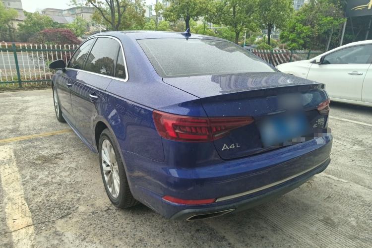 Used Audi A4L 2019 40 TFSI Ambition China VI Rear Left 45 Deg