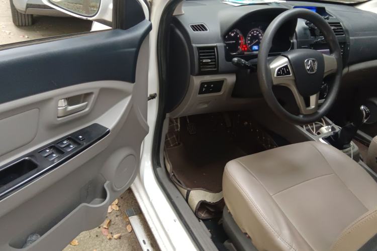 Used BAIC Weiwang M20 2014 1.5L Comfort Version BJ415B Driver Seat