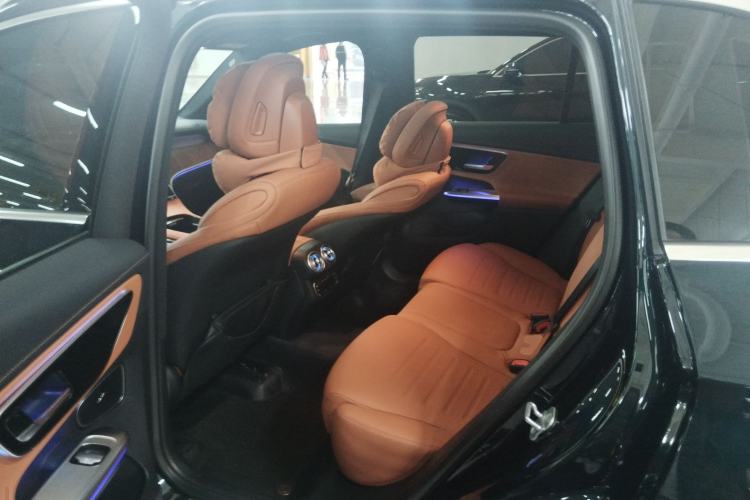 Used Mercedes-Benz GLC 2024 GLC 300 L 4MATIC Dynamic Edition 5-seater Left Rear Seat