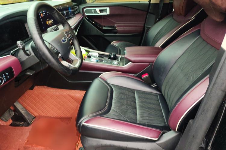 Used Ford Explorer 2023 EcoBoost 285 Four-Wheel Drive Titanium Edition 6 Seats Left Front Seat