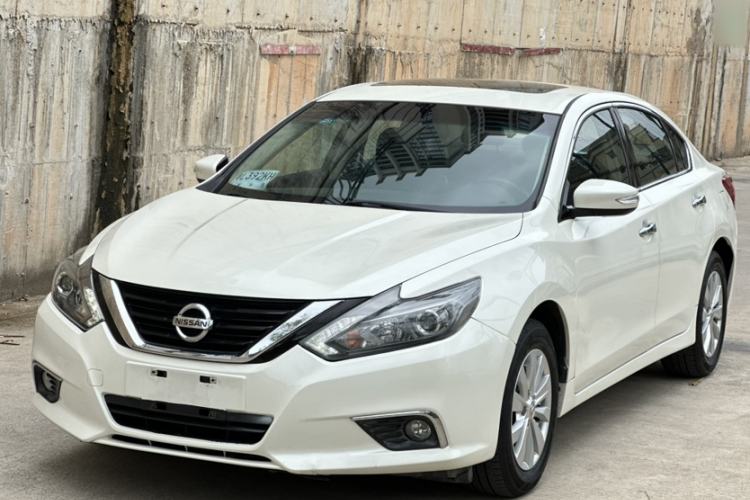 Used Nissan Teana 2018 2.0L XL Smart Upgrade Edition Front Left 45 Deg