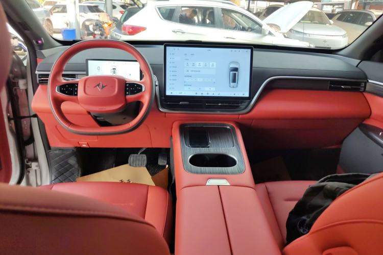 Used Dongfeng eπ eπ008 2024 210Max Range-Extended Version 6 Seats
