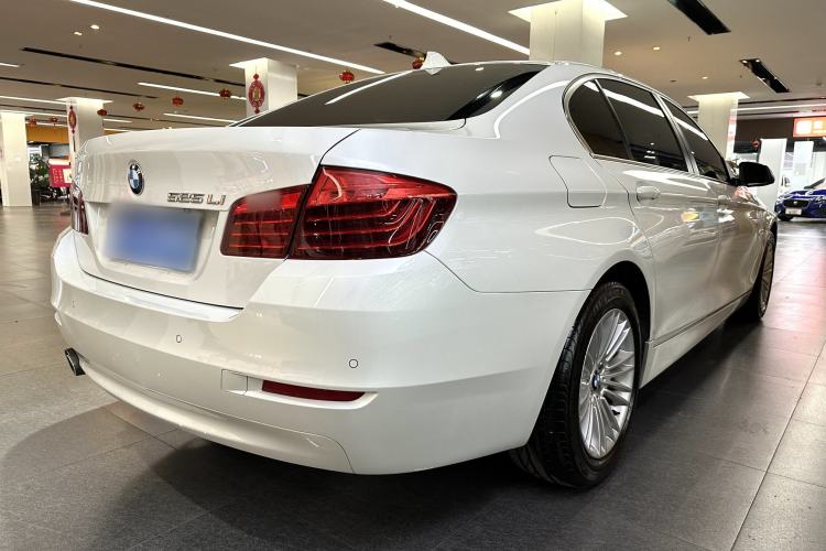 Used BMW 5 Series 2014 525Li Leading Model