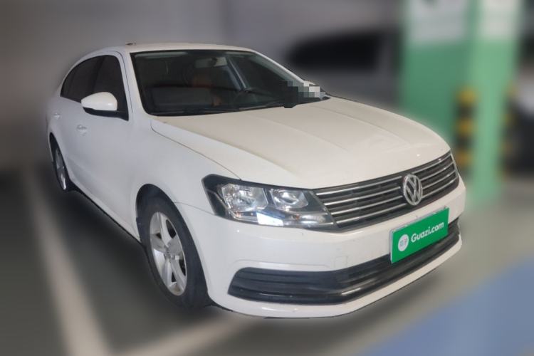 Used Volkswagen Lavida 2018 Classic 1.5L Automatic Fashion Edition China VI Standard Front Right 45 Deg