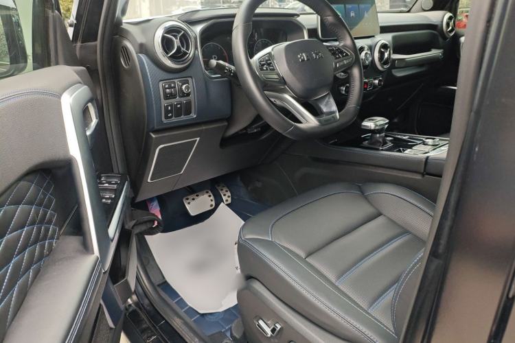 Used BAIC Off-Road BJ40 2023 2.0D Automatic Four-Wheel Drive Blade Hero Edition Adventurer Type