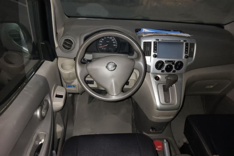 Used Nissan NV200 2014 1.6L CVT Zunya Model China IV Standard