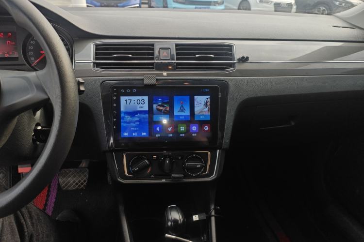 Used Volkswagen Santana 2019 Haona 1.5L Automatic Fashion Edition China VI Standard Center Console