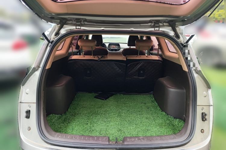 Used Baojun 310W 2017 1.5L Manual Fashion Model China V