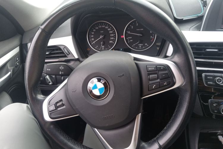 Used BMW X1 2016 sDrive18Li Premium Edition
