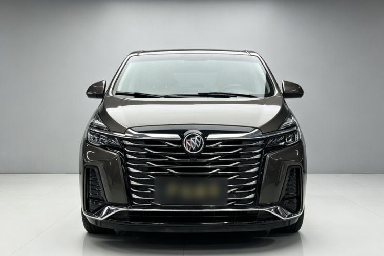 Used Buick GL8 2023 Facelifted Land Cruiser Executive Luxury Version Exterior 3