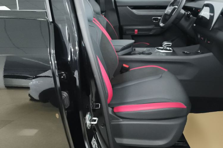 Used JETOUR Dashing 2023 1.5T DCT Starlight Shine Pro Edition