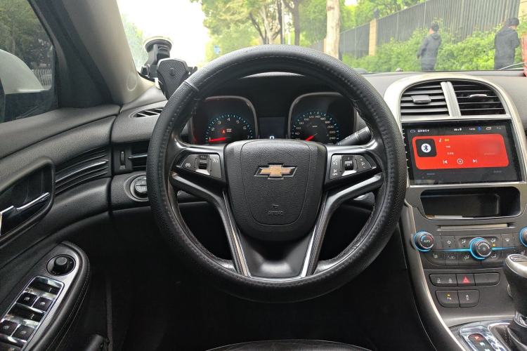 Used Chevrolet Malibu 2013 2.4L Automatic Flagship Edition Steering Wheel