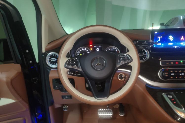 Used Mercedes-Benz Vito 2021 2.0T Elite Version 7 Seats