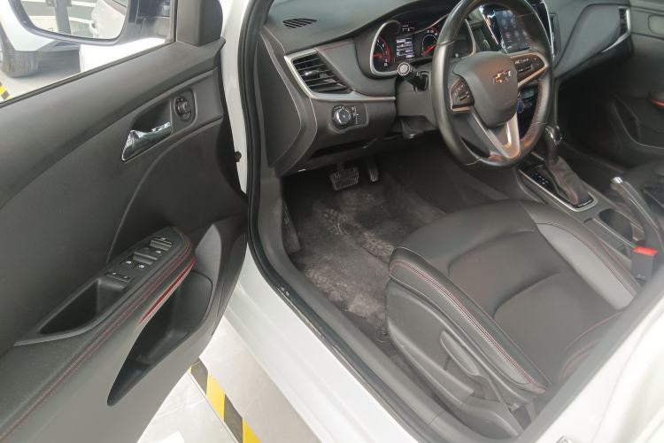 Used Chevrolet Monza 2019 RS 330T Automatic Comfort Edition China VI Standard Driver Seat