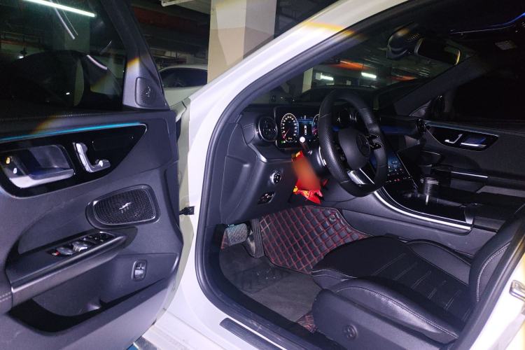 Used Mercedes-Benz C-Class 2022 Restyled C 200 L Sport Edition Driver Seat