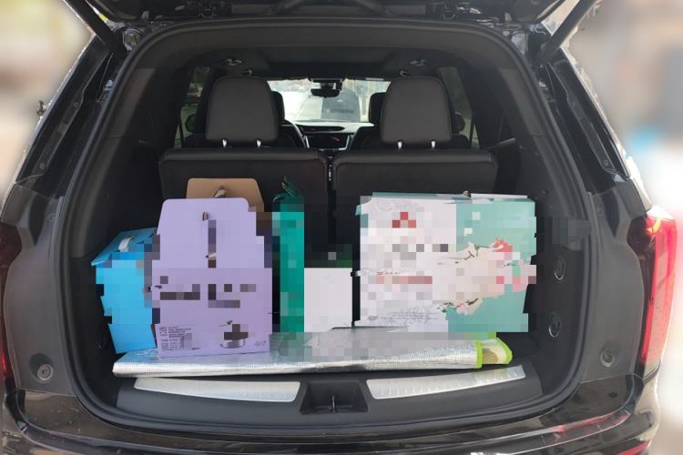 Used Cadillac XT6 2025 2.0T Six-Seater Four-Wheel-Drive Luxury Executive Classic Edition Trunk