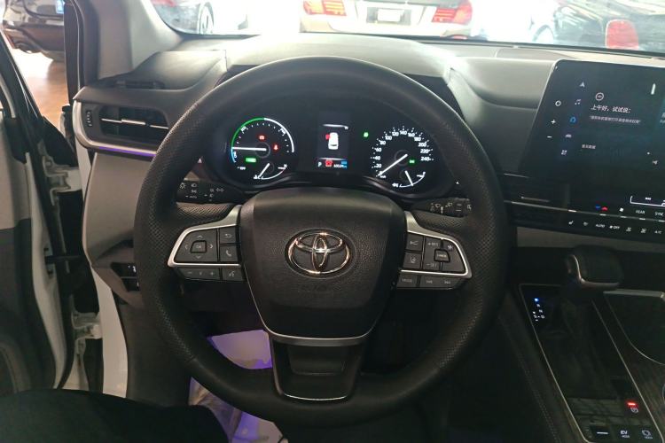 Used Toyota Granvia 2023 2.5L Hybrid Prestige VIP Edition