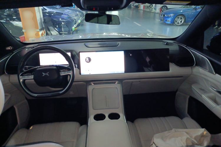 Used XPeng G9 2024 570 Max Center Console