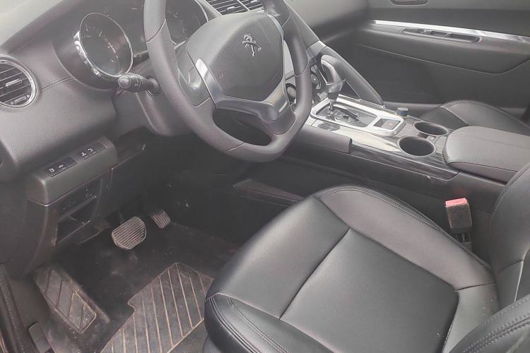 Used Peugeot 3008 2015 2.0L Automatic Classic Edition