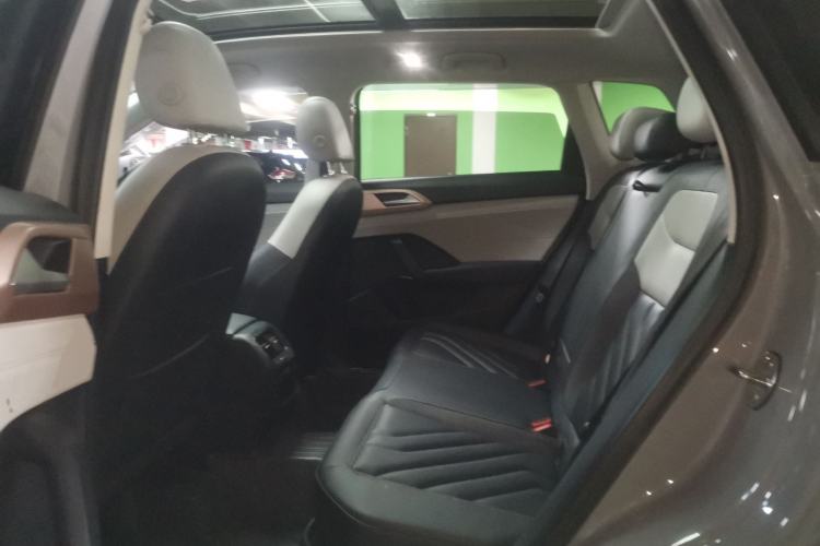 Used Volkswagen Tharu 2023 300TSI Two-Wheel-Drive Full Moon Edition Left Rear Seat