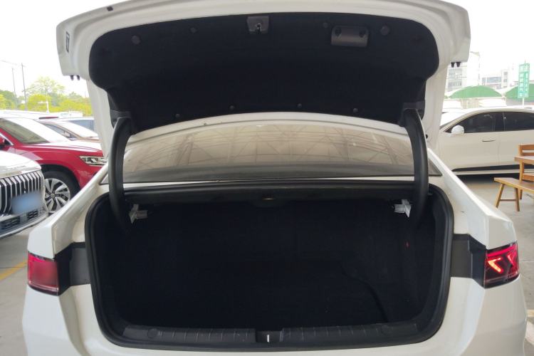 Used BYD Qin PLUS 2021 EV 500KM Luxury Model