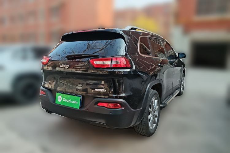 Used Jeep Cherokee 2014 2.4L Luxury Edition