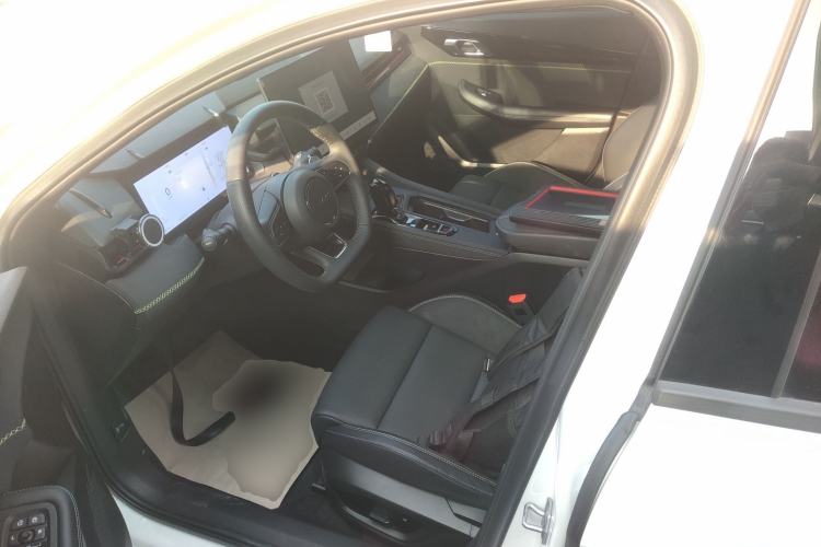 Used Lynk & Co 03 2025 1.5TD DCT Champion Edition Pro
