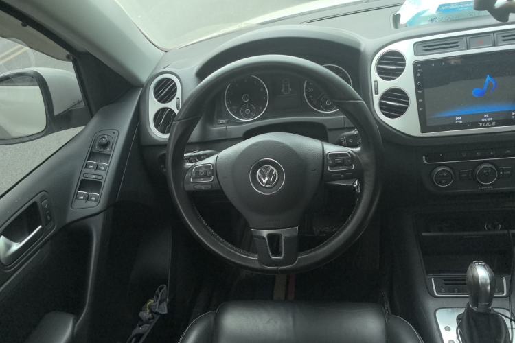 Used Volkswagen Tiguan 2016 280TSI Automatic Two-Wheel Drive Silk Road Comfort Edition Steering Wheel