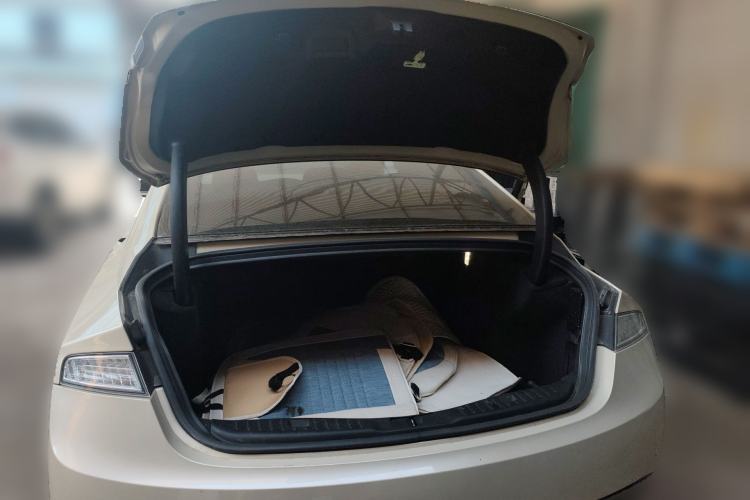 Used Lincoln MKZ 2014 2.0T Luxury Edition Trunk