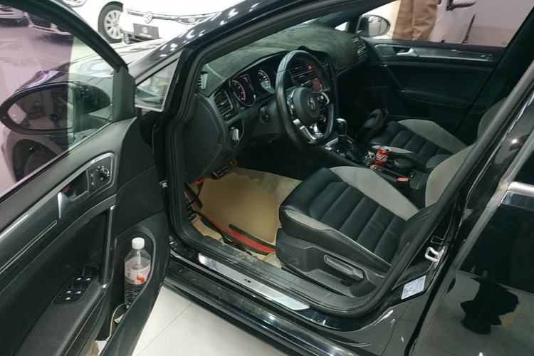 Used Volkswagen Golf 2019 280TSI DSG R-Line Model China V Standard Driver Seat