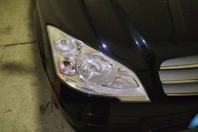 Used Mercedes-Benz Viano 2013 3.0L Navigator Edition
