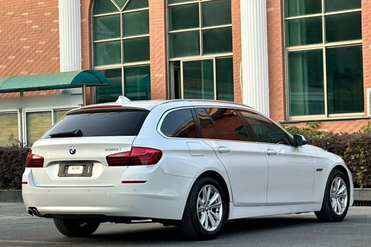 Used BMW 5 Series 2014 520i Touring Edition
