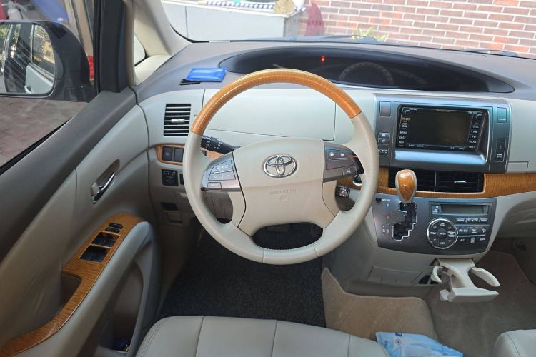 Used Toyota Previa 2007 3.5L 7-Seater Luxury Version
