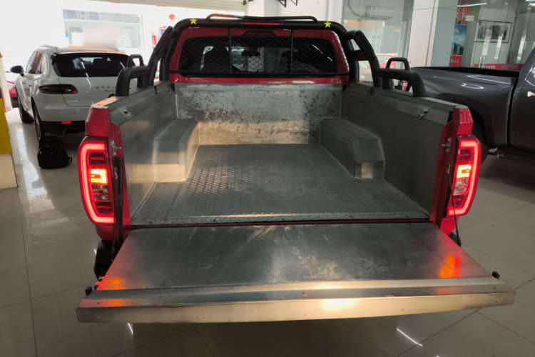 Used SAIC MAXUS Xingji 2023 Starry H 2.0T Automatic Diesel Dual-Turbo All-Wheel Drive Luxury Edition Long Wheelbase