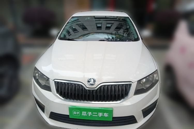 Used Skoda Octavia 2017 Classic Model 1.6L Manual Standard Edition