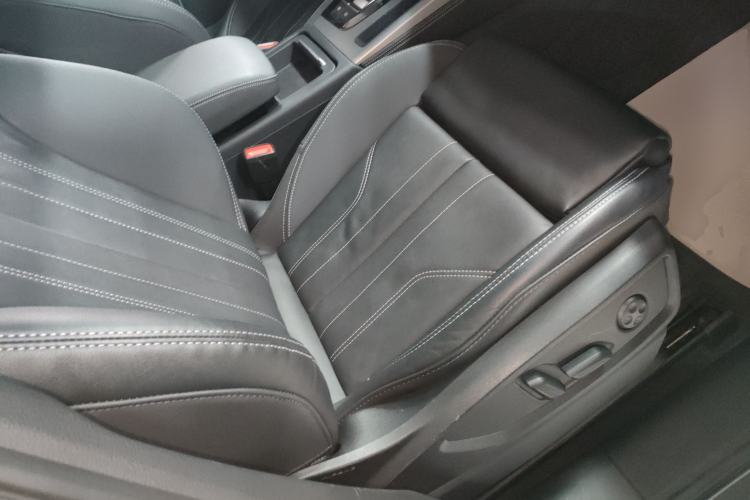 Used Audi Q5L Sportback 2022 40 TFSI Fashion Model