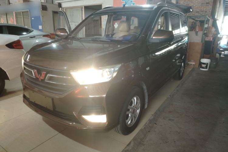 Used Wuling Hongguang 2019 1.5L S Comfort Edition China VI LAR