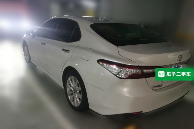 Used Toyota Camry 2019 Revised Version 2.0G Luxury Edition Rear Left 45 Deg