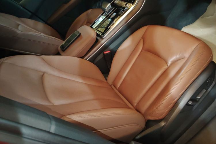 Used Audi Q7 2020 55 TFSI quattro S line sports model Right Front Seat