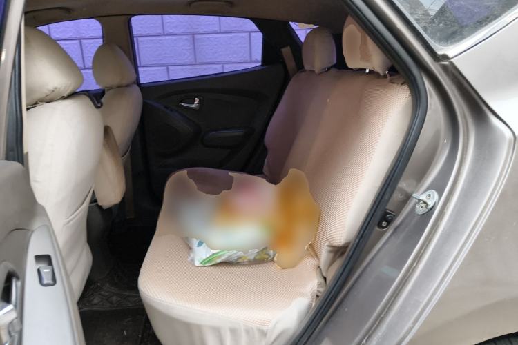 Used Hyundai ix35 2013 2.0L Automatic Two-Wheel Drive Comfort GL China V Standard