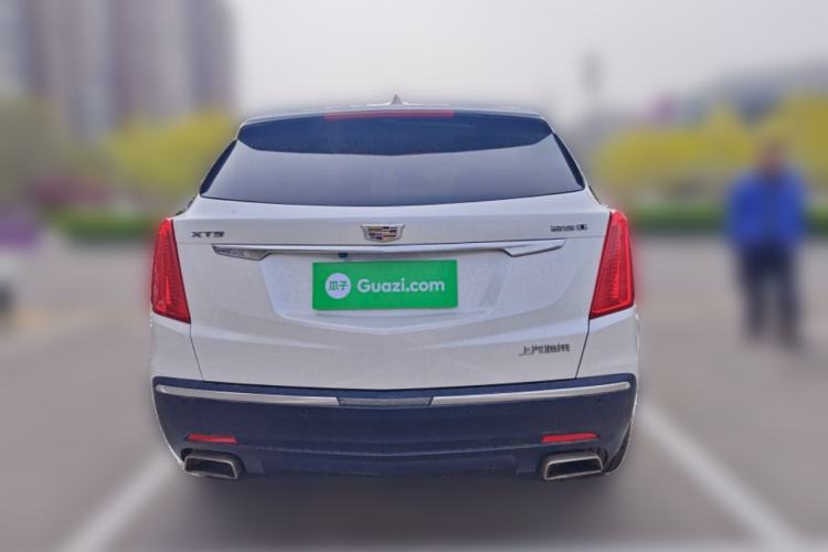 Used Cadillac XT5 2017 Anniversary Edition 25T Luxury Model Rear