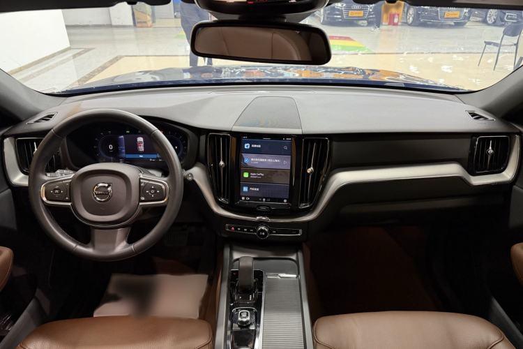 Used Volvo XC60 2022 B5 4x4 Zhiyi Luxury Edition