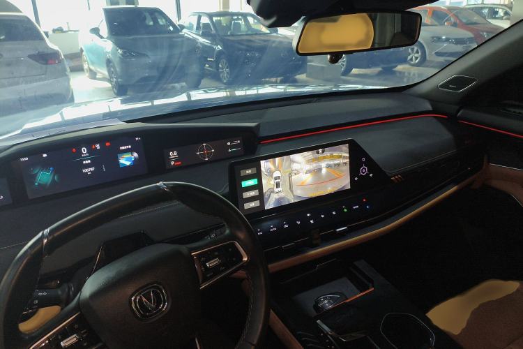 Used Changan UNI-K 2021 2.0T Prestige Edition
