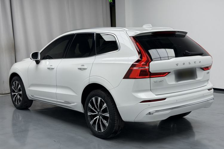 Used Volvo XC60 2024 B5 4x4 Smart Luxury Edition
