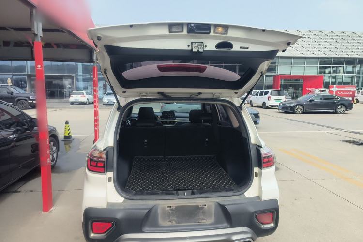 Used Kia Sportage R 2018 2.0L Automatic Smart Luxury Version China V Standard Trunk