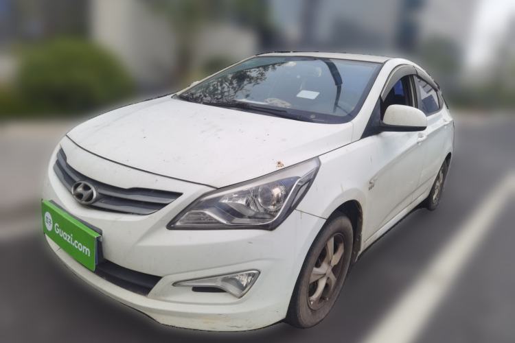 Used Hyundai Verna (older generation) 2016 1.4L Manual Smart GLS Trim